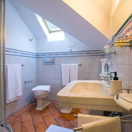 Βίλα Sleeps 16 Pool Air Con Moltrasio