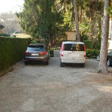 Βίλα Sleeps 16 Pool Air Con Moltrasio