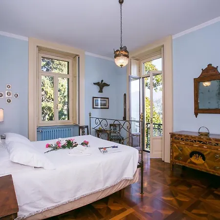 Villa Sleeps 16 Pool Air Con Moltrasio
